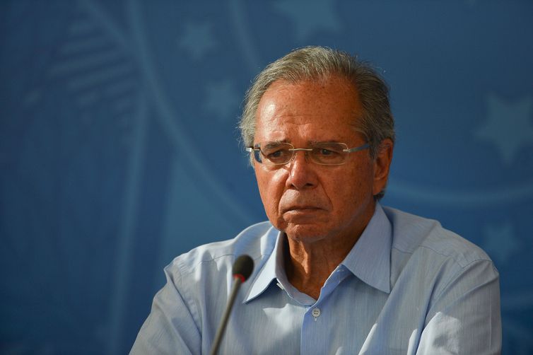 paulo-guedes-afirma-que-governo-“mudou-eixo-da-economia”