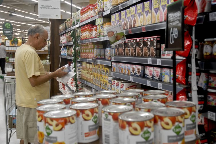 vendas-em-supermercados-sobem-15,8%-em-fevereiro