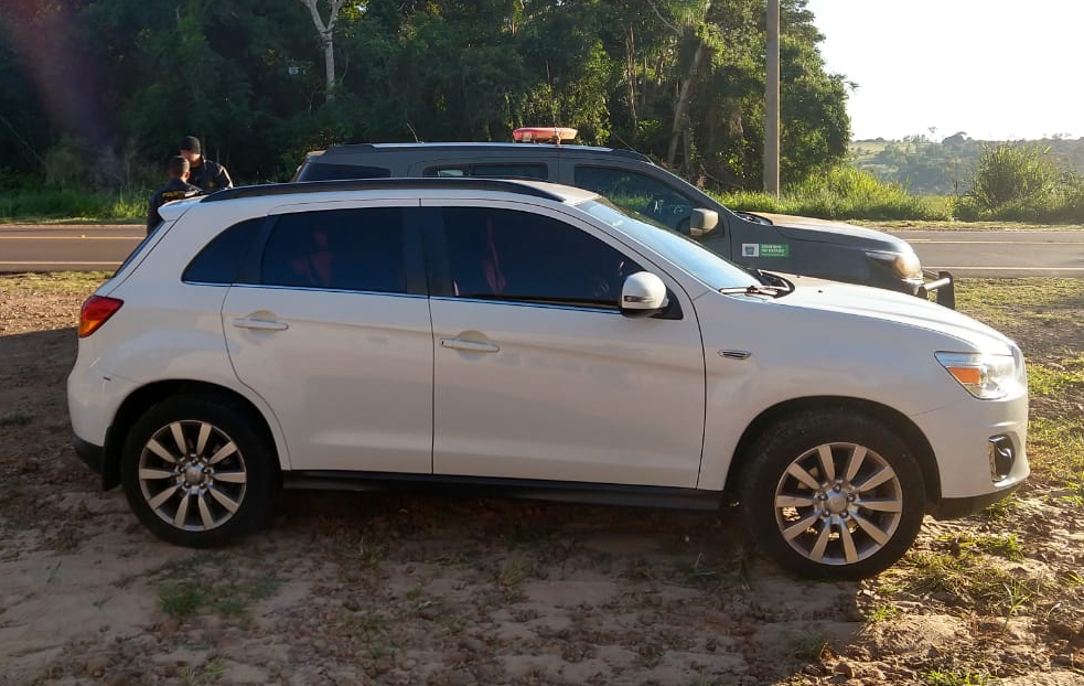 Veículo roubado em Curitiba é recuperado pelo DOF