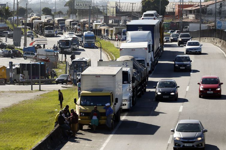 caminhoneiros-vao-ter-prioridade-em-campanha-de-vacinacao-contra-gripe