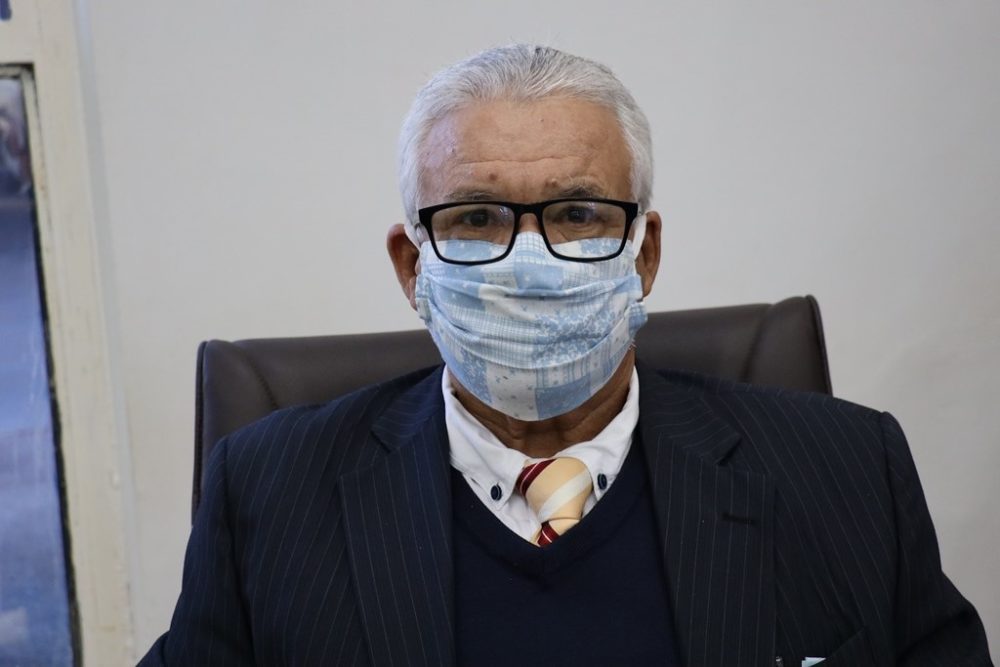 Adãozinho Dauzacker quer passarelas em frente à Receita Federal e Escola Calvoso