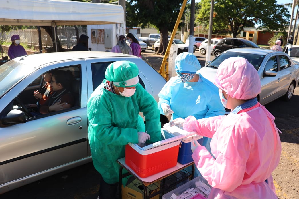 Vacina Drive teve grande procura em Ponta Porã