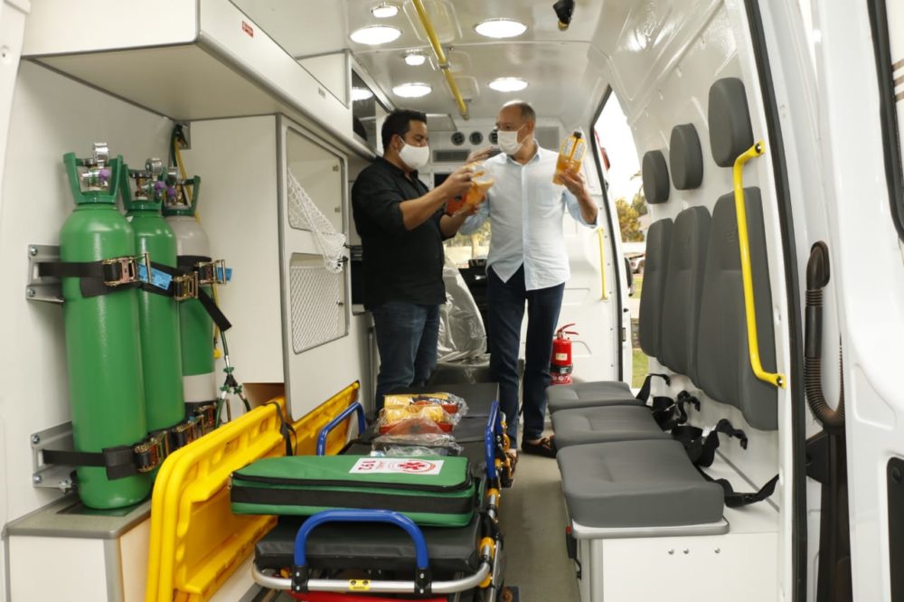 JBS entrega ambulância e respirador para a saúde pública de Ponta Porã