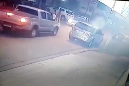 Imagens de câmera de segurança mostram o momento da chacina em Pedro Juan Caballero