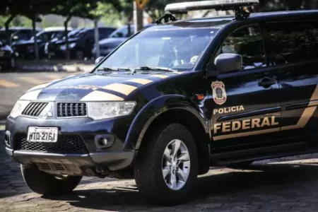 Operação da PF mira esquema fraudulento de aquisição de veículos em MS