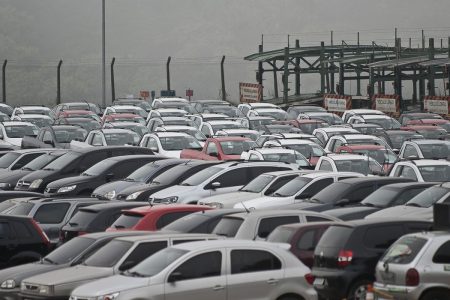 Quase 30 montadoras aderem a programa de veículos mais baratos