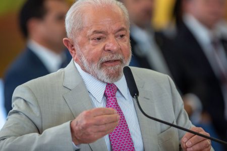Lula pede racionalidade com políticas agrícola e ambiental