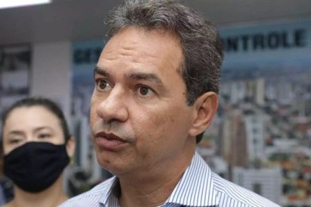 Justiça decreta apreensão de celulares de Marquinhos Trad