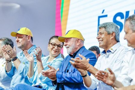 Lula: Brasil precisa da agricultura e da indústria, não há rivalidade