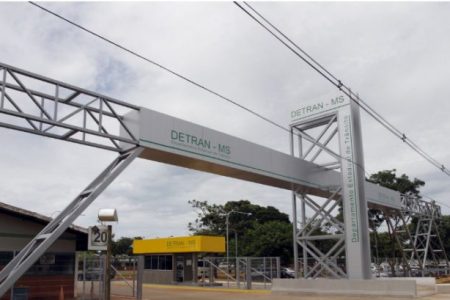 Detran-MS revisa procedimentos e melhora processo de alteração de característica