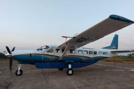 Avião cai em Rio Branco no Acre e mata 12 ocupantes