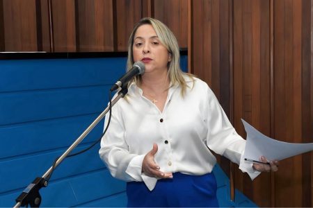 Lia Nogueira solicita força-tarefa para prender atirador misterioso da fronteira
