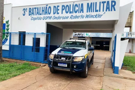 Jovem de 19 anos é preso com moto roubada