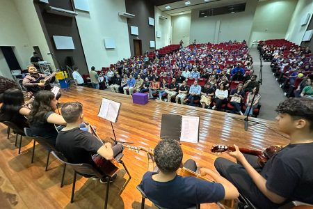 Escolas de Ponta Porã participam de evento da PRF