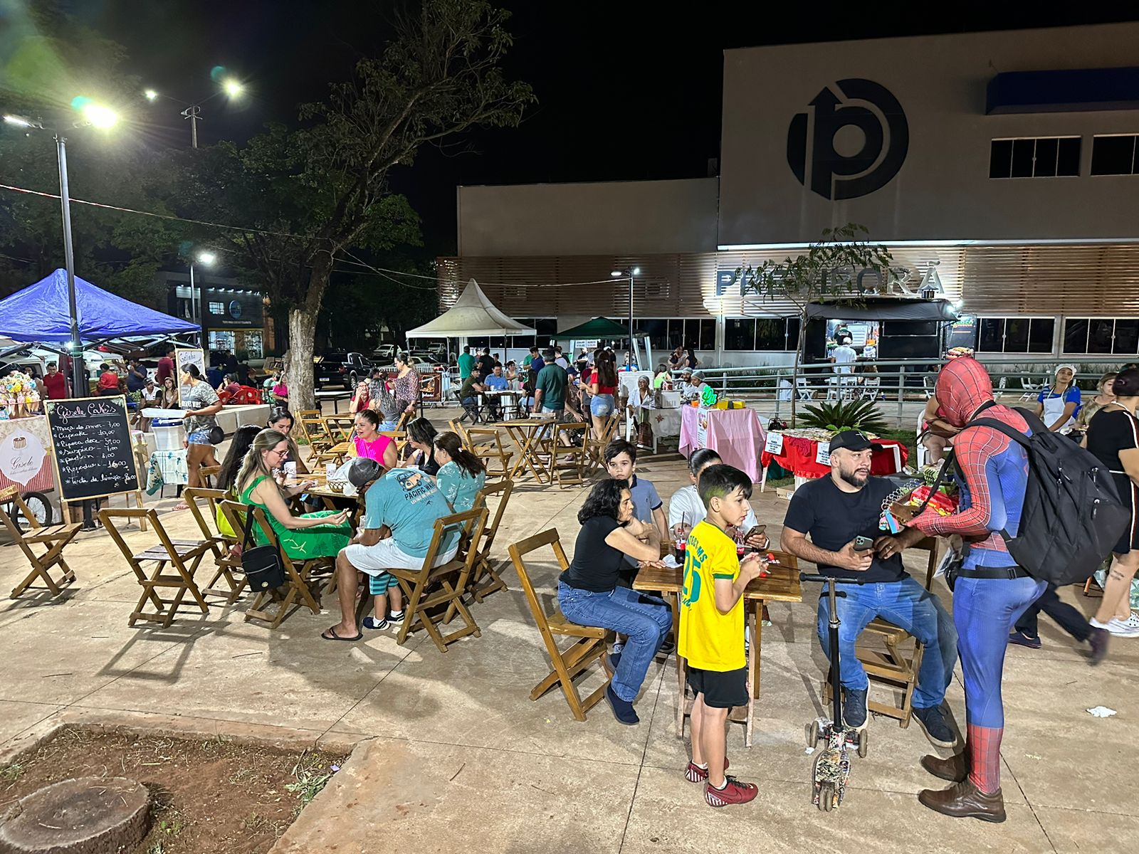 Fronteira Criativa e FICA começam neste final de semana na Praça Pedro  Manvailler