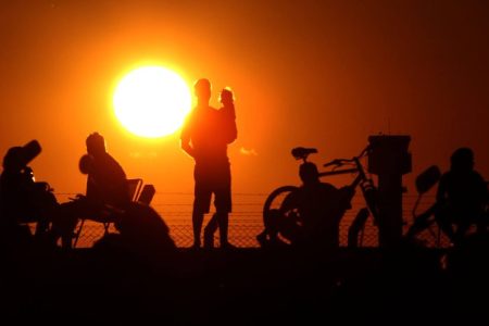 Cuide-se: Termômetros podem chegar aos 45°C em MS até a próxima semana