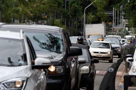 Licenciamento em atraso pode resultar em inclusão de proprietários de veículos na dívida ativa