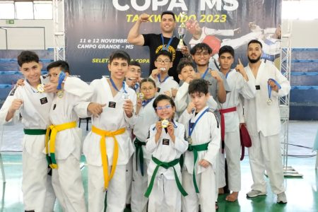 Atletas de Taekwondo de Ponta Porã conquistam ouro e prata na Copa MS