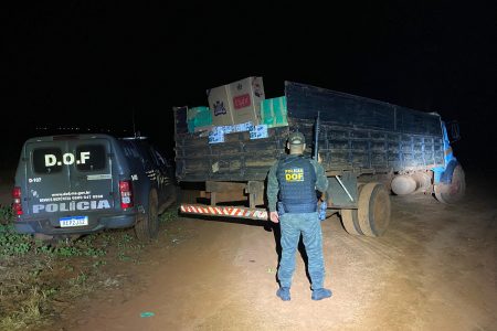 Caminhoneiro é preso com carga de cigarro avaliada em mais de R$ 400 mil