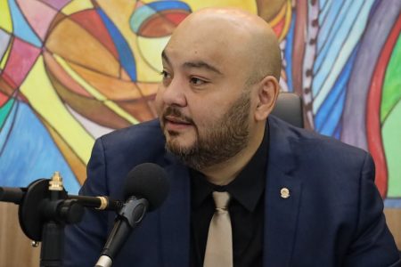 Agnaldo Miudinho pede construção de Centro Oftalmológico