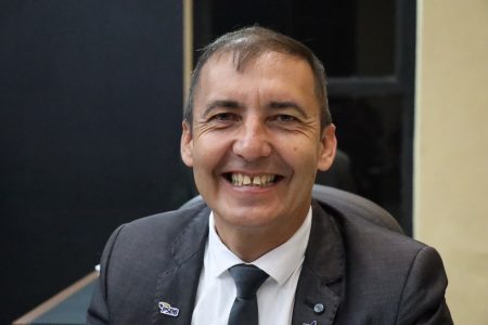 Edevaldo Mattoso Barbosa reitera pedido de asfalto no Jockey Clube