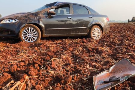 Criança de 5 anos morre após veículo capotar na zona rural de Dourados