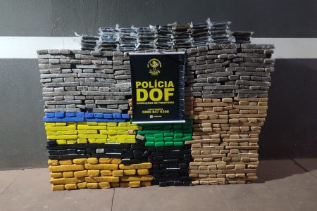 Veículo com carga milionária de maconha e haxixe é apreendido em Ponta Porã