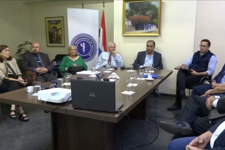 Círculo de Médicos do Paraguai alerta para cursos irregulares de medicina