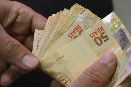 Desenrola Pequenos Negócios: Contratos ultrapassam R$ 2,4 bilhões