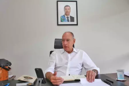 Helio Peluffo deixa Infraestrutura e assume coordenação de campanha do PSDB