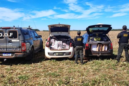 Veículo furtado na Capital é apreendido com R$ 135 mil em cigarros do Paraguai