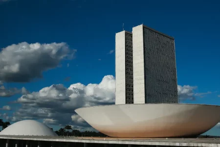 Suspender emendas dá “autonomia desmedida” ao Executivo, diz Congresso