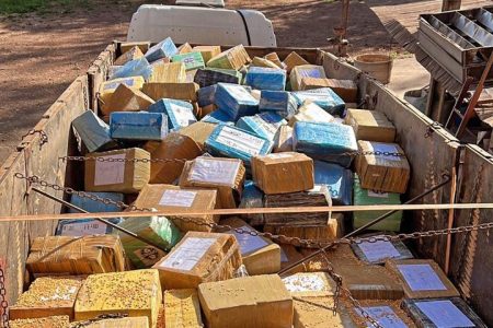 Com mais 28 toneladas de maconha, PRF bate recorde de apreensão