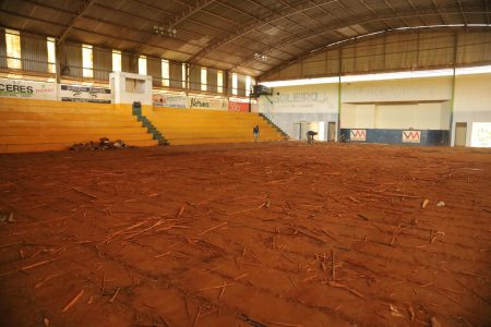 Ginásio Poliesportivo do distrito de Nova Itamarati está sendo reformado