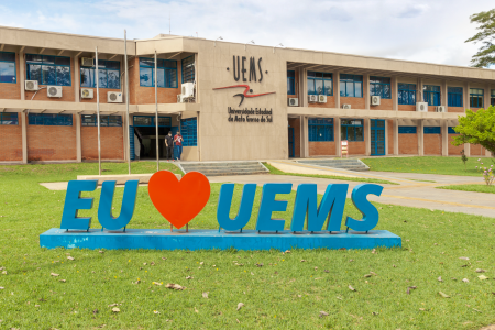 Uems tem 59 cursos com vagas abertas para portadores de diploma de ensino superior