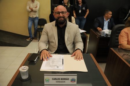 Vereador Carlos Bordão quer mais profissionais atuando na APAE e quadra de basquete no Horto