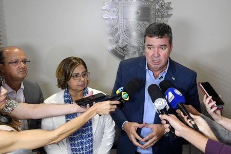 Riedel e Ministério das Mulheres discutem atendimento na Casa Mulher Brasileira