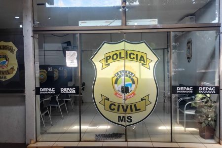 Motorista embriagado é preso após ameaçar com revólver