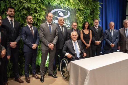 Flávio Kayatt assume presidência do TCE-MS 