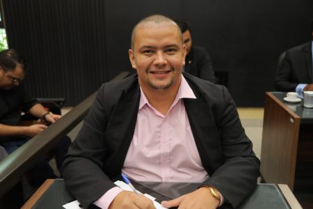 Vereador Edinho Quintana reitera pedido de construção de ponte de concreto na Vila Áurea