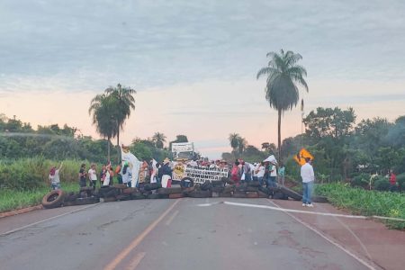 ASSISTA: Protestos por reforma agrária fecham rodovias e ocupam sede do Incra em MS