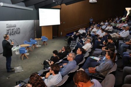 Governo aproxima fornecedores e empresa que vai erguer fábrica em Inocência