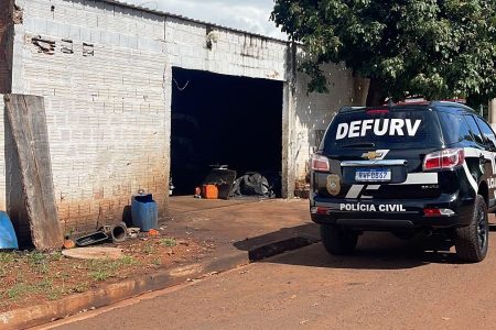 Proprietário de oficina é preso por adulteração de veículos e posse ilegal de arma