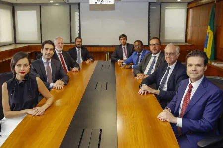 Copom deve elevar Selic em 1 ponto na reunião de hoje