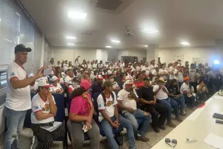 Manifestantes desocupam sede do Incra e liberam rodovias após reunião