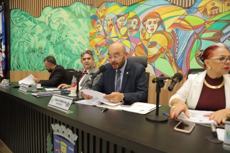 Câmara Municipal de Ponta Porã promove sessão e aprova quatro projetos de lei