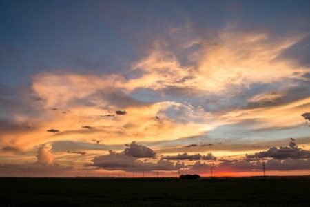 Segunda-feira será de sol com algumas nuvens e chuva passageira em Ponta Porã