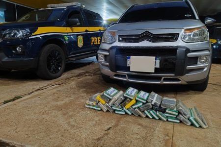 Mulher é presa com 37 quilos de cocaína em Água Clara