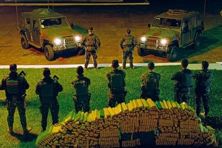 Exército apreende R$ 1,6 milhão em drogas em Antônio João