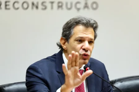 Haddad: Brasil tem “caixa-preta” de R$ 800 bi em renúncias fiscais